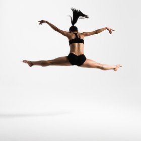 Asian dance jump 3 — figure reference
